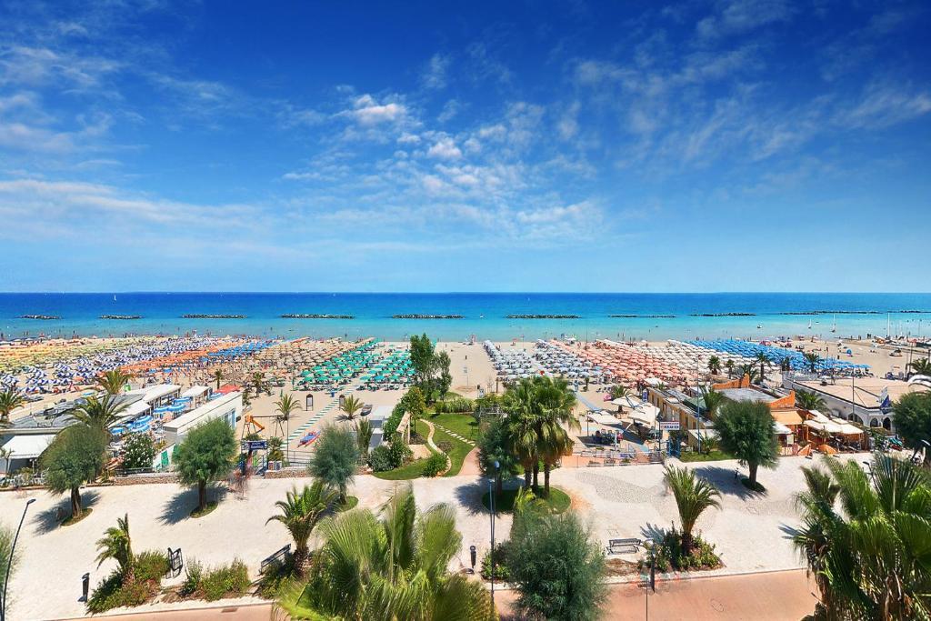 Hotel Bahia San Benedetto del Tronto Exterior foto