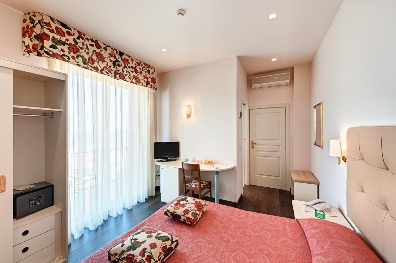 Hotel Bahia San Benedetto del Tronto Zimmer foto